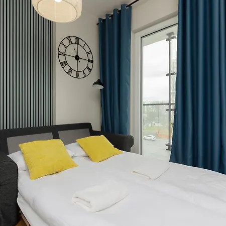 Cozy Wola Kasprzaka By Renters מלון דירות 4*