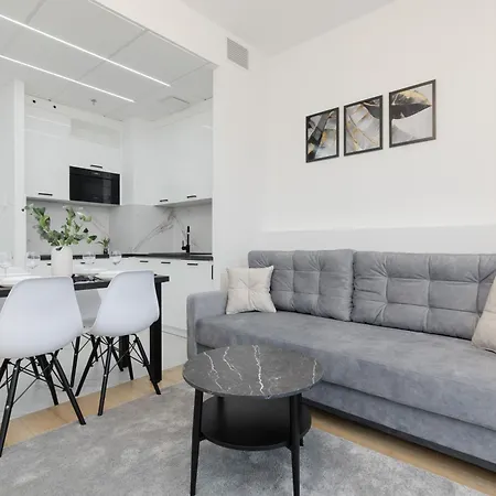 Cozy Wola Kasprzaka By Renters מלון דירות 4*