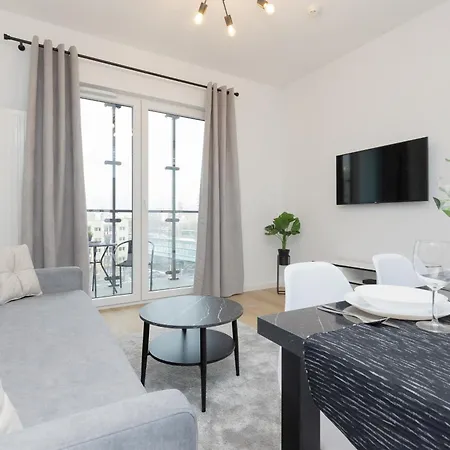Cozy Wola Kasprzaka By Renters מלון דירות 4*