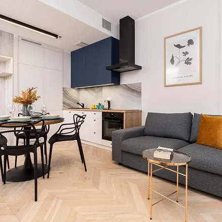 Cozy Wola Kasprzaka By Renters 4* Varsó