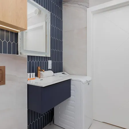 Apart Otel Cozy Wola Kasprzaka By Renters Varşova
