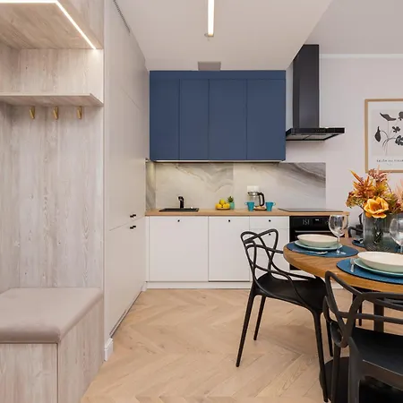 Cozy Wola Kasprzaka By Renters Apart Otel 4*
