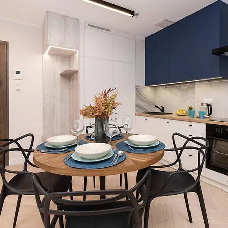 Cozy Wola Kasprzaka By Renters Varşova