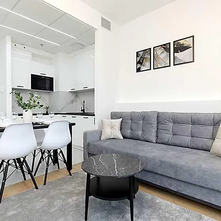 Lejlighedshotel Cozy Wola Kasprzaka By Renters 4*