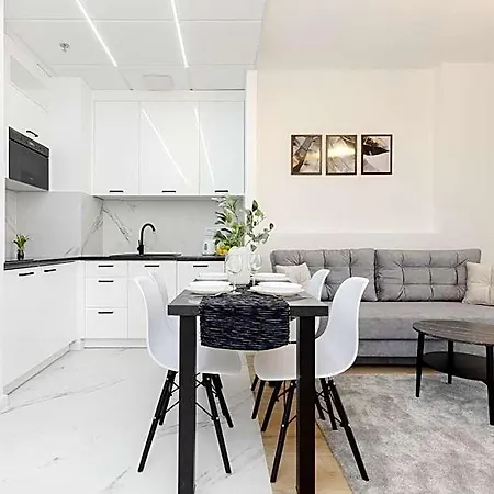 Cozy Wola Kasprzaka By Renters Lejlighedshotel