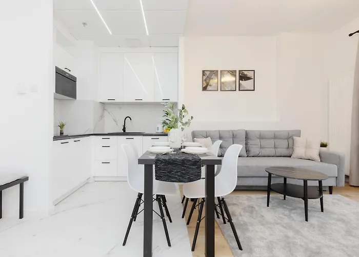 Cozy Wola Kasprzaka By Renters 4* Βαρσοβία