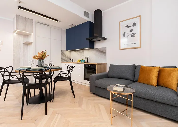 Cozy Wola Kasprzaka By Renters 4* Βαρσοβία