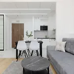 Aparthotel Cozy Wola Kasprzaka By Renters