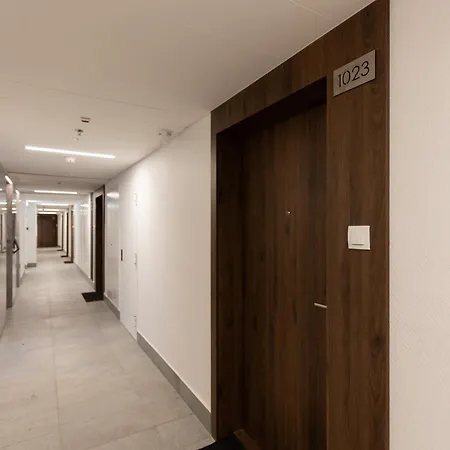 Cozy Wola Kasprzaka By Renters 4*